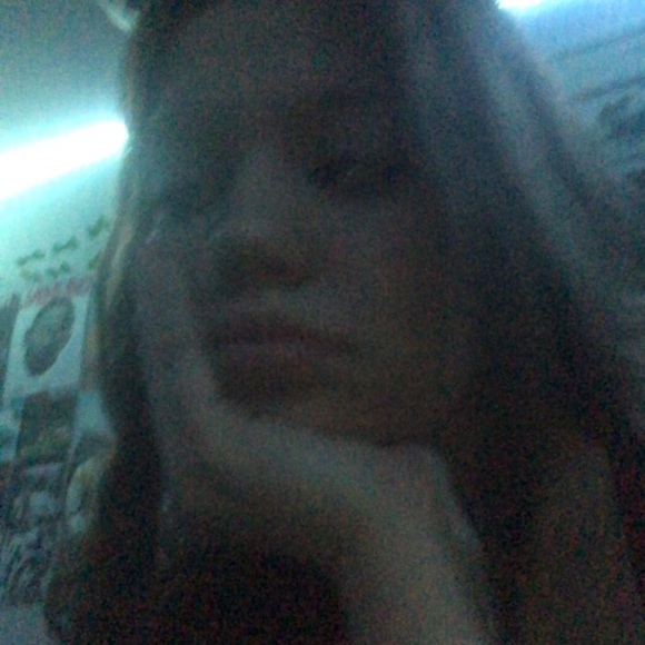 Profile Picture of Rowan Ragan (@rojo101) on Poshmark