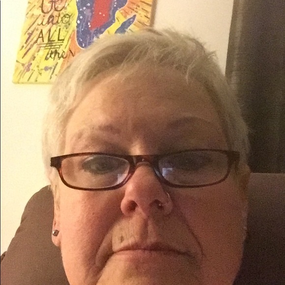 Profile Picture of Jackie Feldkamp (@jfeldkamp101) on Poshmark