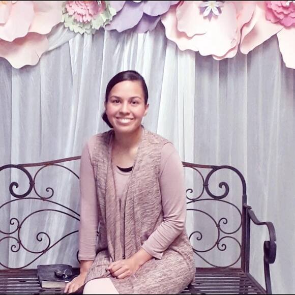 Profile Picture of Mal Goodley (@mal_goodley) on Poshmark