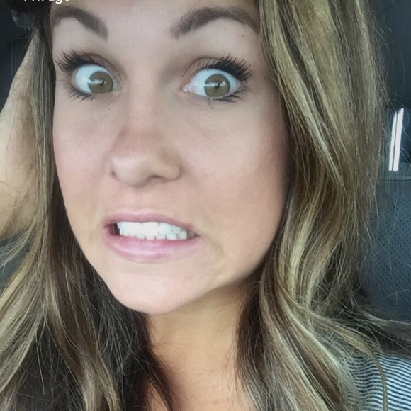 Profile Picture of Jamie Sagebin (@jamiealta) on Poshmark