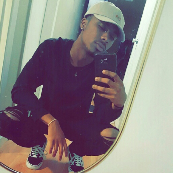 Profile Picture of Chris Joseph (@chrisj95) on Poshmark