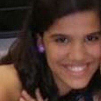 Profile Picture of Caroline Lima (@carolS2troy) on Twitter
