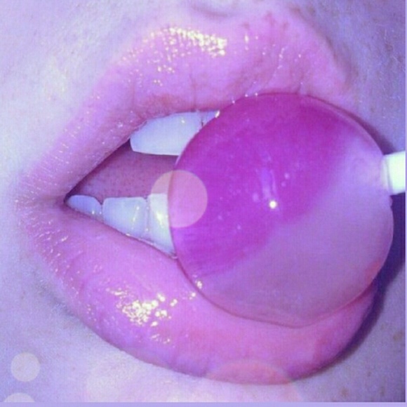 Profile Picture of Noelle Balazs (@babygirlblue212) on Poshmark