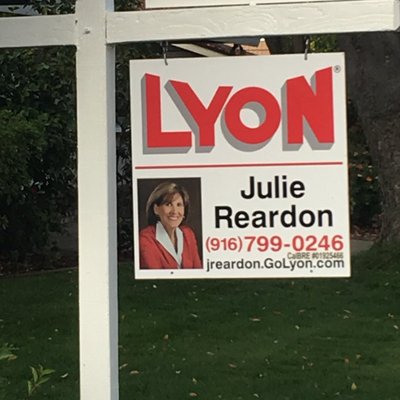 Profile Picture of Julia Reardon (@JuliaReardon1) on Twitter