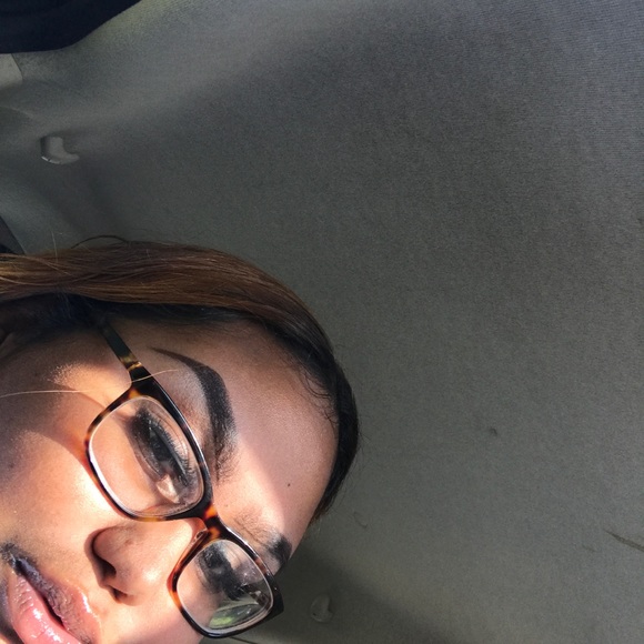 Profile Picture of Amiya Richards (@amiyaalexia) on Poshmark