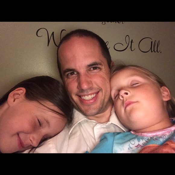 Profile Picture of David Farnsworth (@davidfarnsworth) on Poshmark