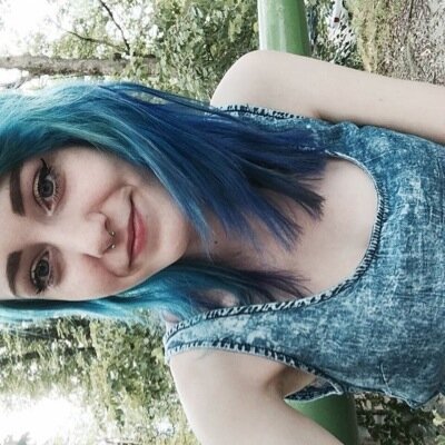 Profile Picture of Hazel Jenkins (@hazel_is_lame) on Twitter