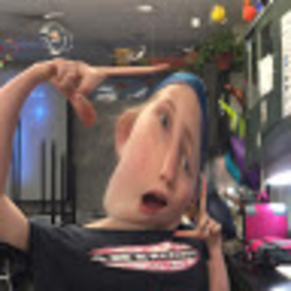Profile Picture of Emma Branstrom (@860eeb02) on Poshmark