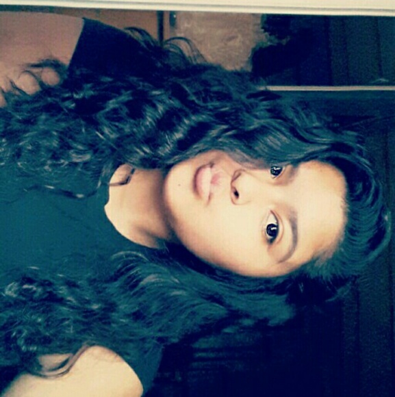 Profile Picture of Briana Chaparro (@xxbriana11xx) on Poshmark