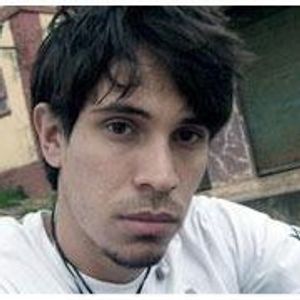 Profile Picture of Charles Oliveira (@codigoepoesia) on Myspace