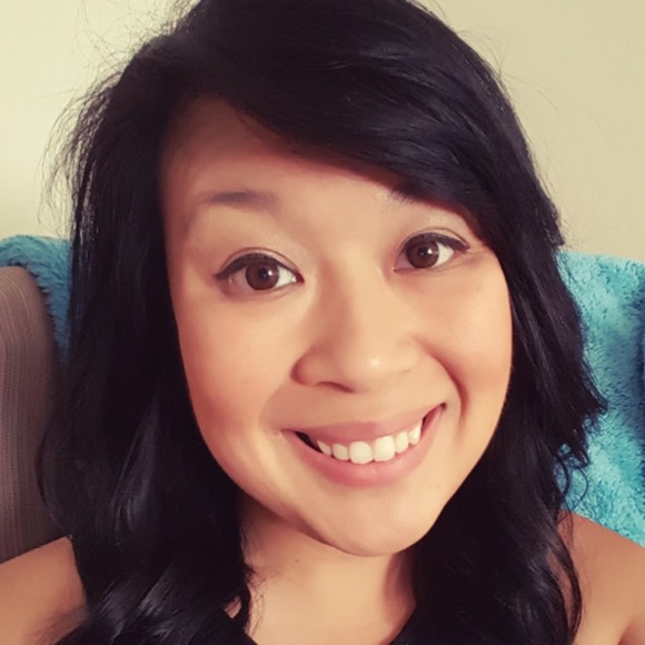 Profile Picture of Tran Vu (@hvu713) on Poshmark