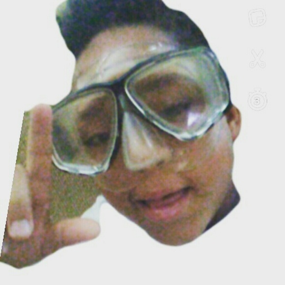 Cleo Woods - Poshmark Profile Picture of Cleo Woods (@cleo123321_) on Poshmark