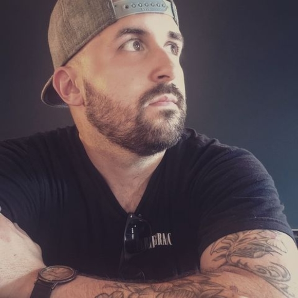 Profile Picture of Stephen Kuzminski (@skuzminski) on Poshmark