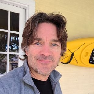 Profile Picture of Tom Hatcher (@Tomhatcher76Tom) on Twitter