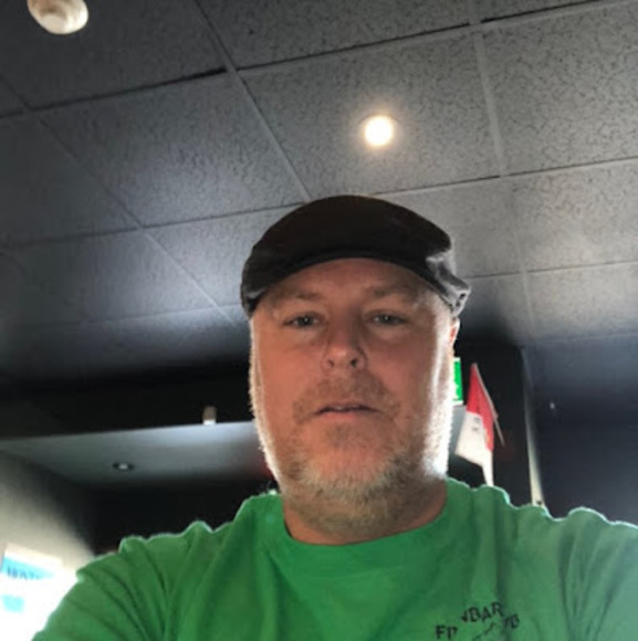Profile Picture of Dennis Lappin (@dennislappin75) on Poshmark