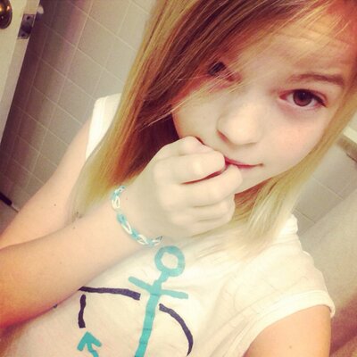 Profile Picture of Rochelle Sinclair (@Blinx1313) on Twitter