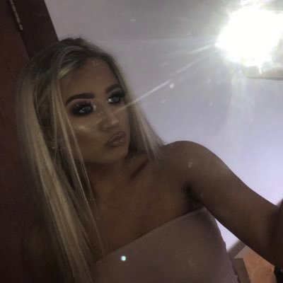 Profile Picture of Jodi Shields (@JodiShields9) on Twitter