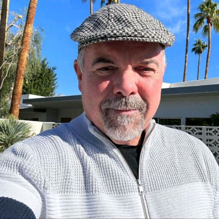 Profile Picture of Robert David (@robert.david060) on Tiktok