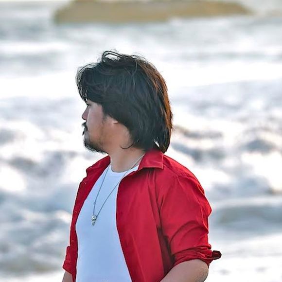 Profile Picture of Stefan Lee (@poshm21) on Poshmark