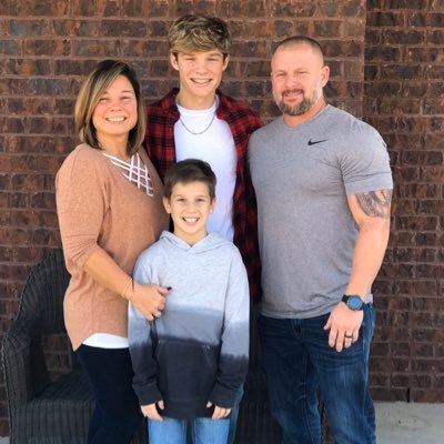 Profile Picture of Dustin Malone (@DLone18) on Twitter