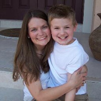 Profile Picture of Julie Hansen (@hansen_jules) on Twitter