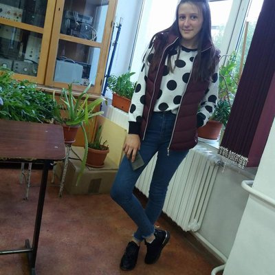Profile Picture of Manea Daniela (@ManeaDaniela8) on Twitter