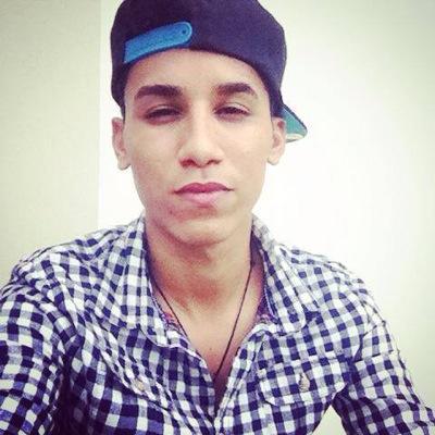 Profile Picture of LΞlviS Hidalg0 (@elvishidalgo21) on Twitter