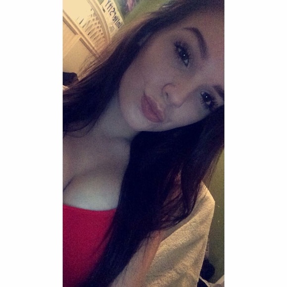 Profile Picture of Madison Scitticatt (@keegansmomma) on Poshmark