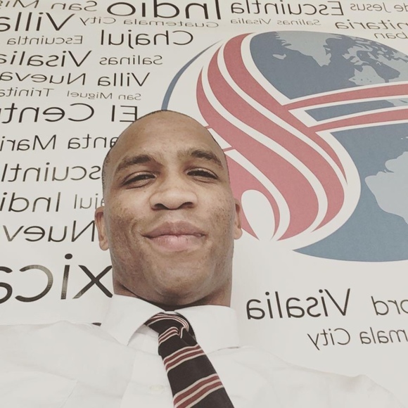 Profile Picture of Jamareo Crockrom (@jamareo2022) on Poshmark