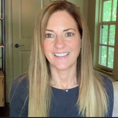 Profile Picture of Michelle Kinder (@michellebkinder) on Twitter