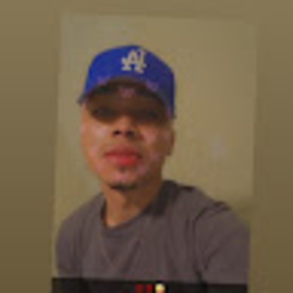 Profile Picture of Erick Barrientos (@erickbarrientoa) on Poshmark