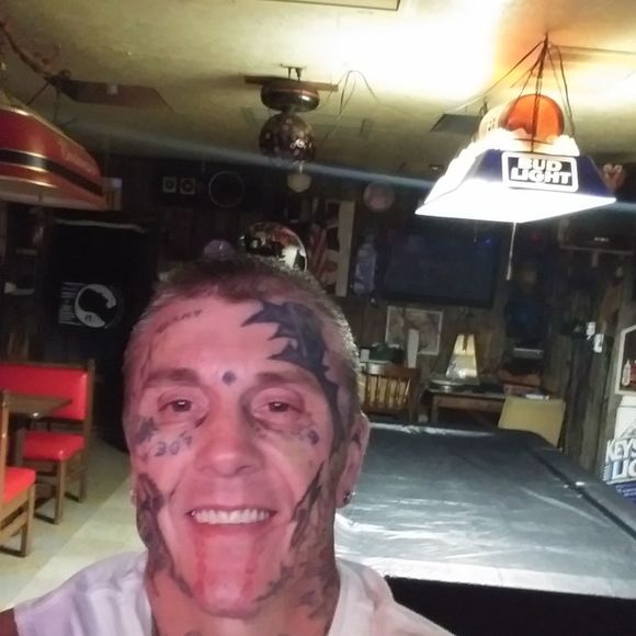 Profile Picture of Albert Gordon (@albertgordon718) on Poshmark