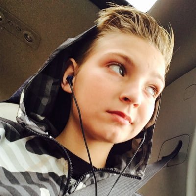 Profile Picture of Brock Larsen (@__hero_brock__) on Twitter