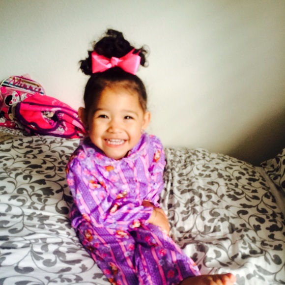 Profile Picture of Jolinda Bone (@jolindbone5) on Poshmark