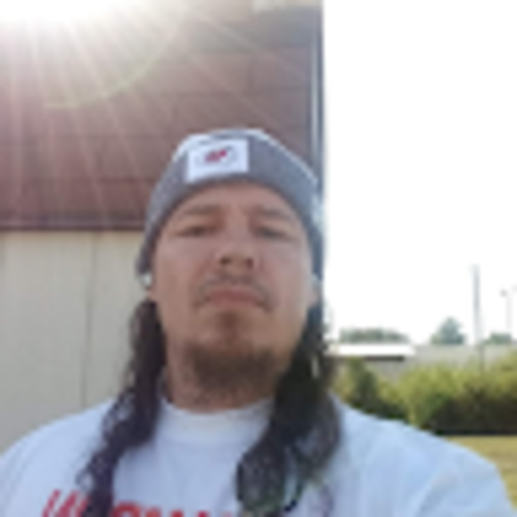 Profile Picture of David Green (@davidgreen42517) on Poshmark