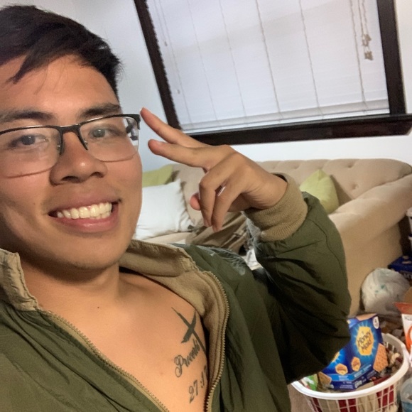 Profile Picture of J Naguit (@jestonenaguit) on Poshmark