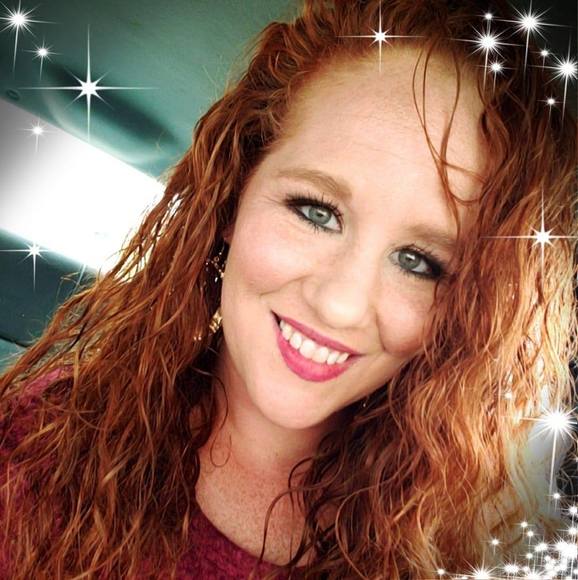 Profile Picture of Terrah Klover (@terrahklover) on Poshmark