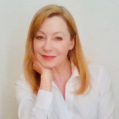 Profile Picture of Adrienne Norton (@AdrienneNort) on Twitter