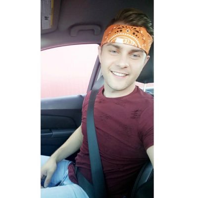 Profile Picture of Jeffrey McVey (@jaybby1029) on Twitter