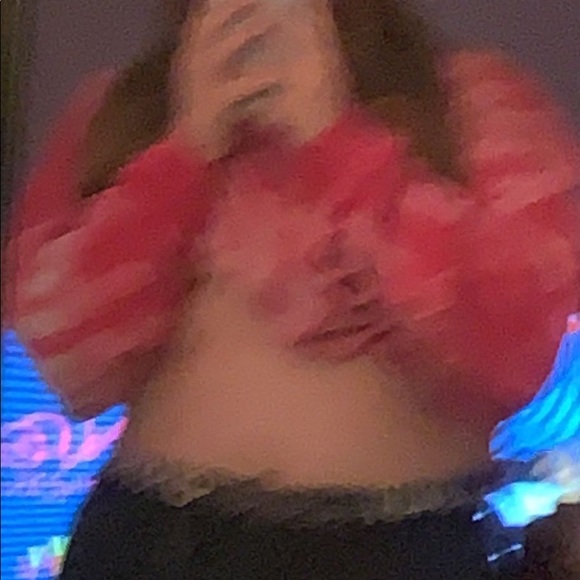 Profile Picture of Alyson Gibson (@alyson_gibson4) on Poshmark