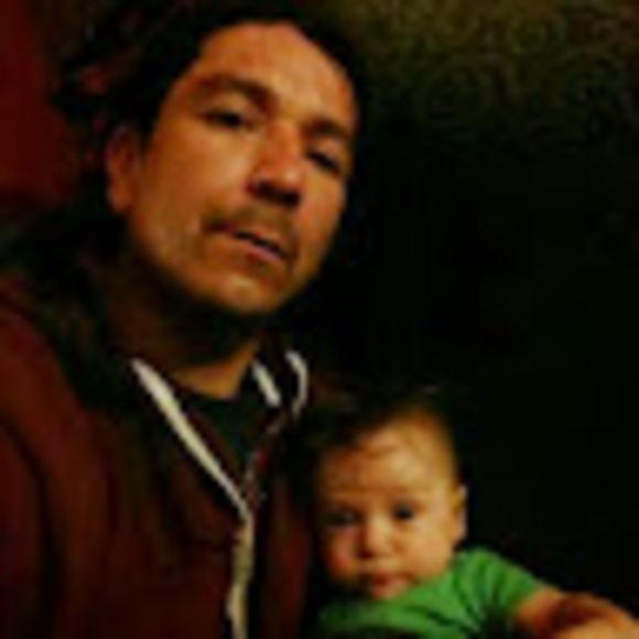 Profile Picture of James Goodell (@jolenenjames) on Poshmark