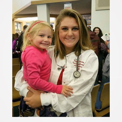 Profile Picture of Laura Josephson (@laurajosephson_) on Twitter