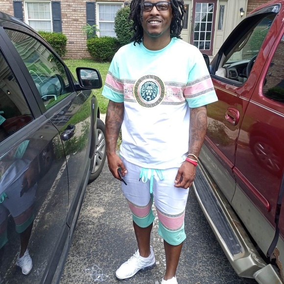 Profile Picture of Reggie Groce (@reggiegroce) on Poshmark