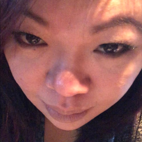 Profile Picture of Shiryl Garcia (@mjade2005) on Poshmark