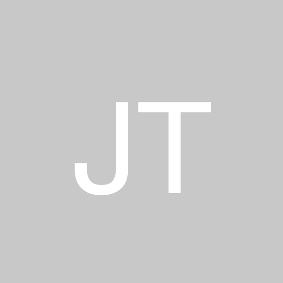 Profile Picture of Justin Tasker (@justinthisplace) on Poshmark