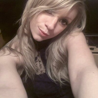Profile Picture of Loretta Sutton (@pixielet) on Twitter