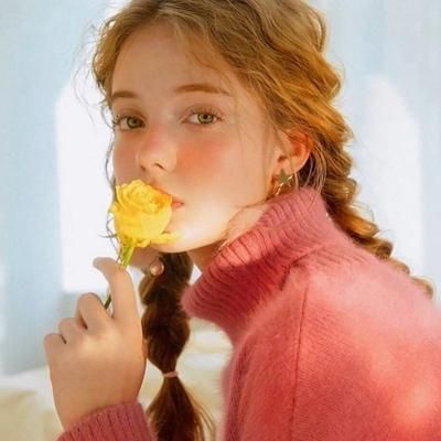 Profile Picture of iris.burke (@iris.burke.0) on Tiktok