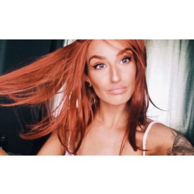 Profile Picture of Nicole Xx (@naecoal_) on Twitter
