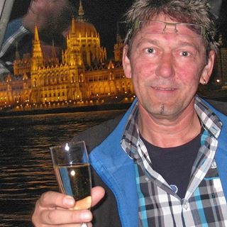 Profile Picture of Robert Stingl (@robert.stingl.58) on Facebook