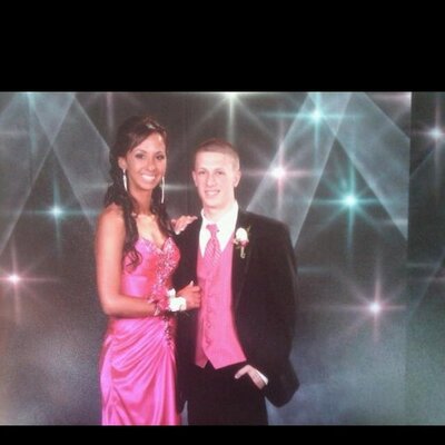 Profile Picture of Mike Guzzi (@_mguzzi) on Twitter